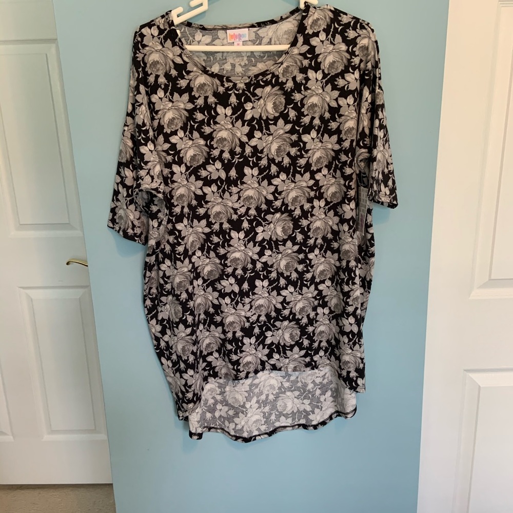 LuLaRoe Irma high low floral black and white shirt